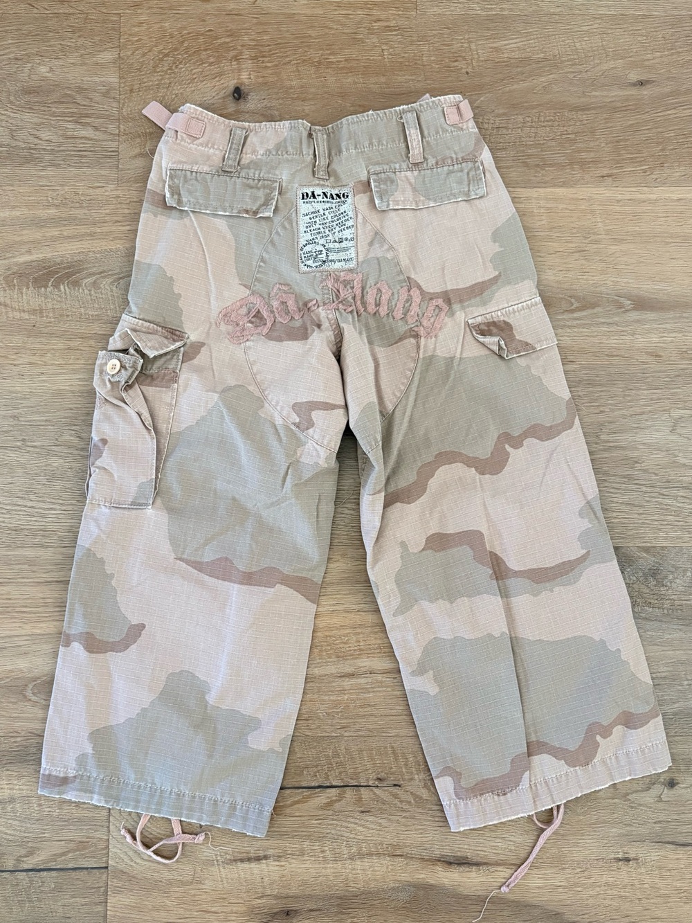 Da-Nang  Desert Camo Cargo Pants in Tan & Light Brown